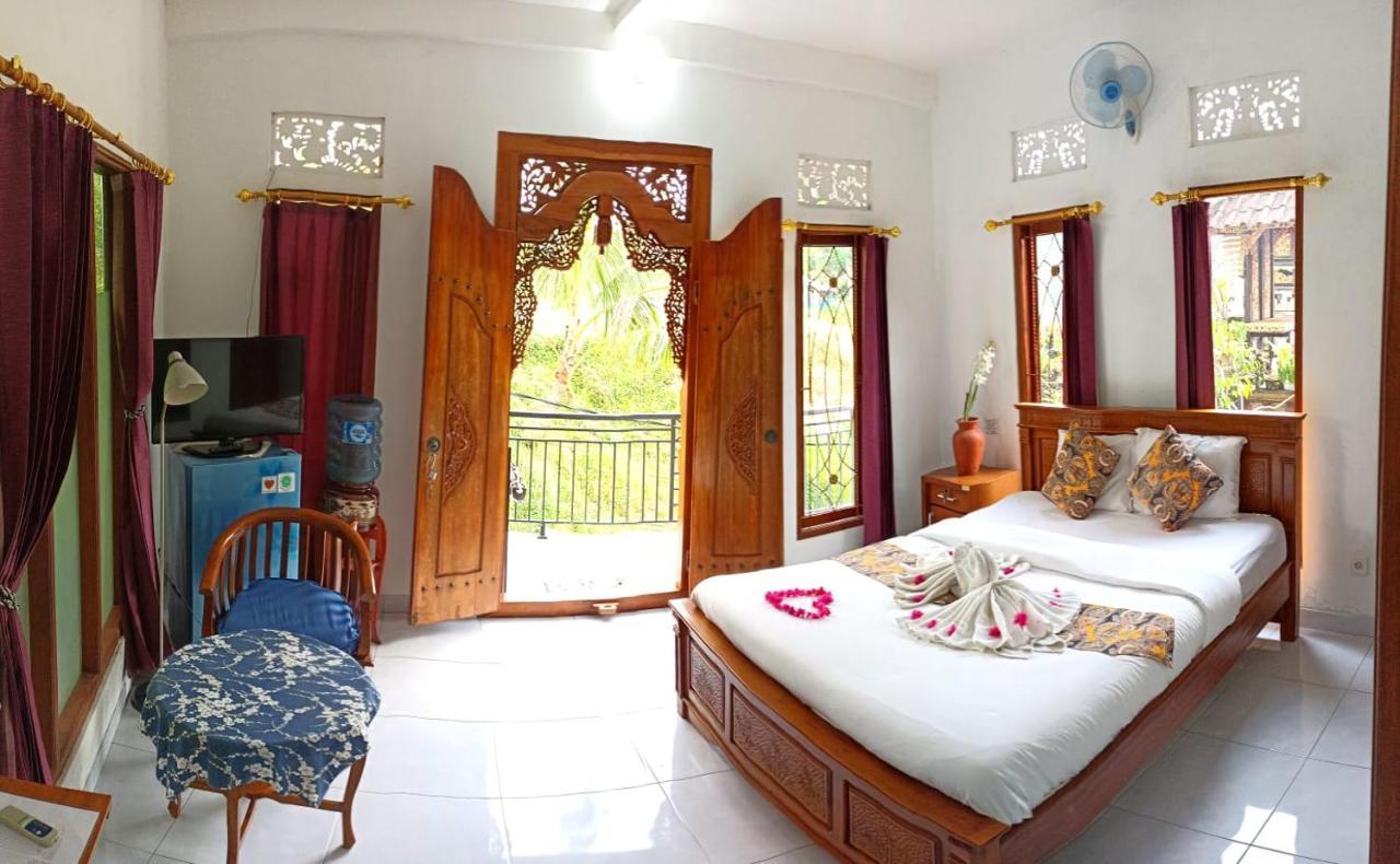 Kartika'S House Hotel Ubud  Ngoại thất bức ảnh